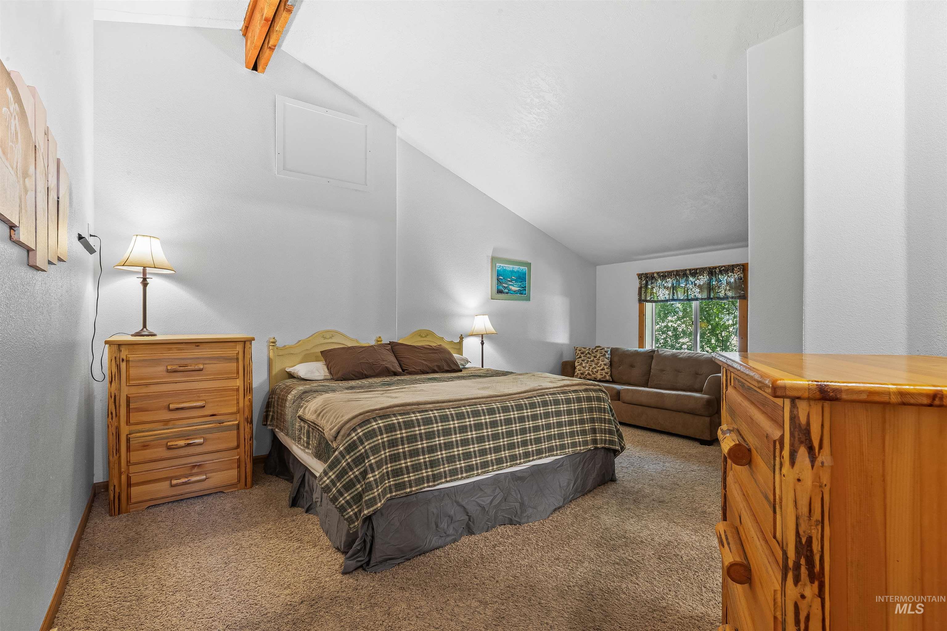 302 Berger St, Riggins, Idaho 83549, 3 Bedrooms, 3 Bathrooms, Residential Income For Sale, Price $1,300,000,MLS 98953017