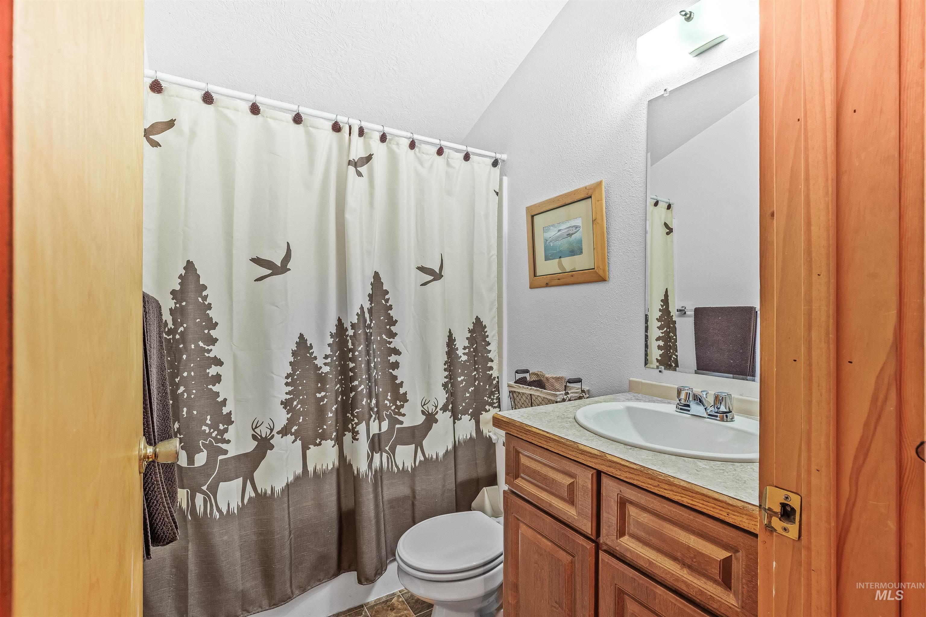 302 Berger St, Riggins, Idaho 83549, 3 Bedrooms, 3 Bathrooms, Residential Income For Sale, Price $1,300,000,MLS 98953017