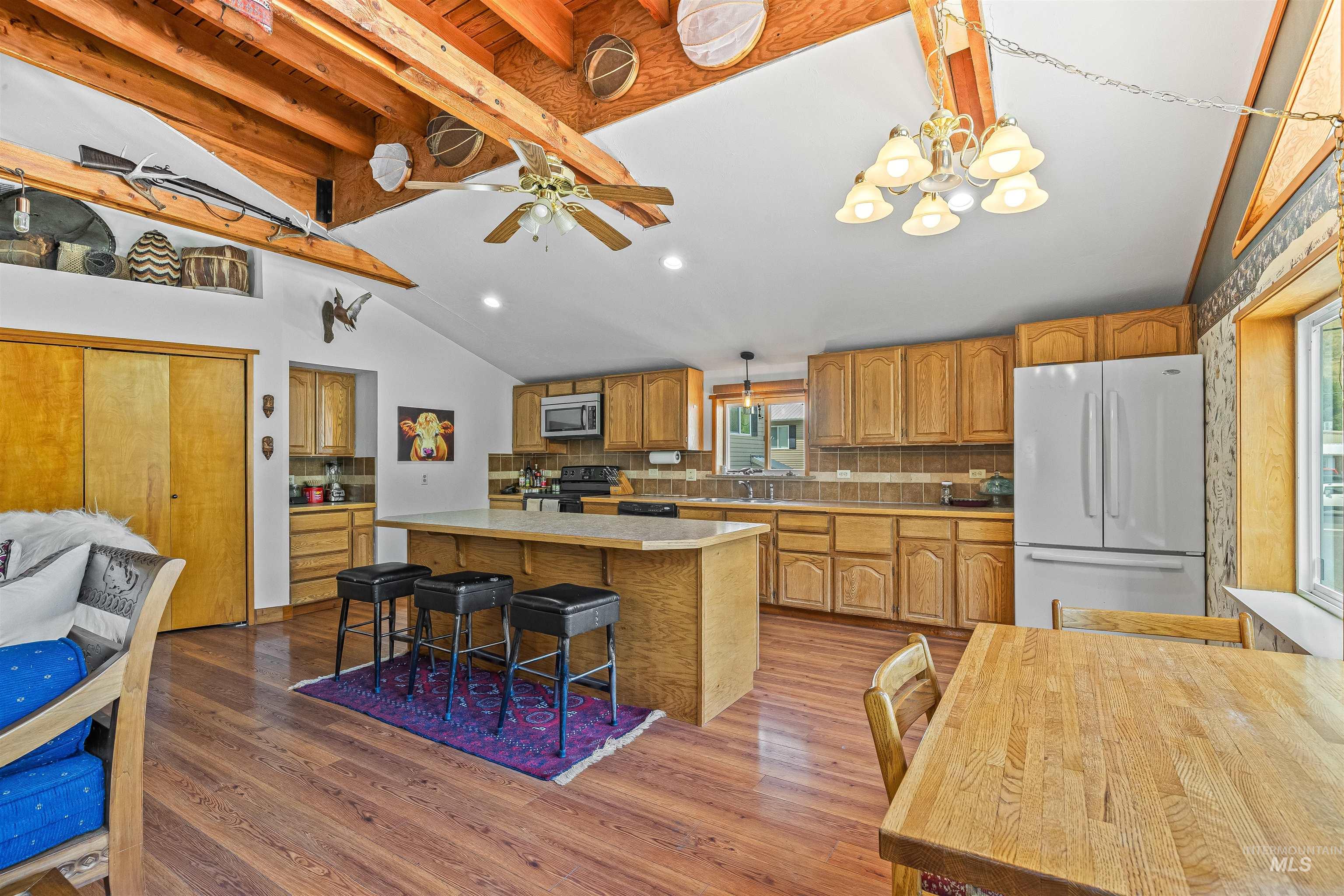 302 Berger St, Riggins, Idaho 83549, 3 Bedrooms, 3 Bathrooms, Residential Income For Sale, Price $1,300,000,MLS 98953017