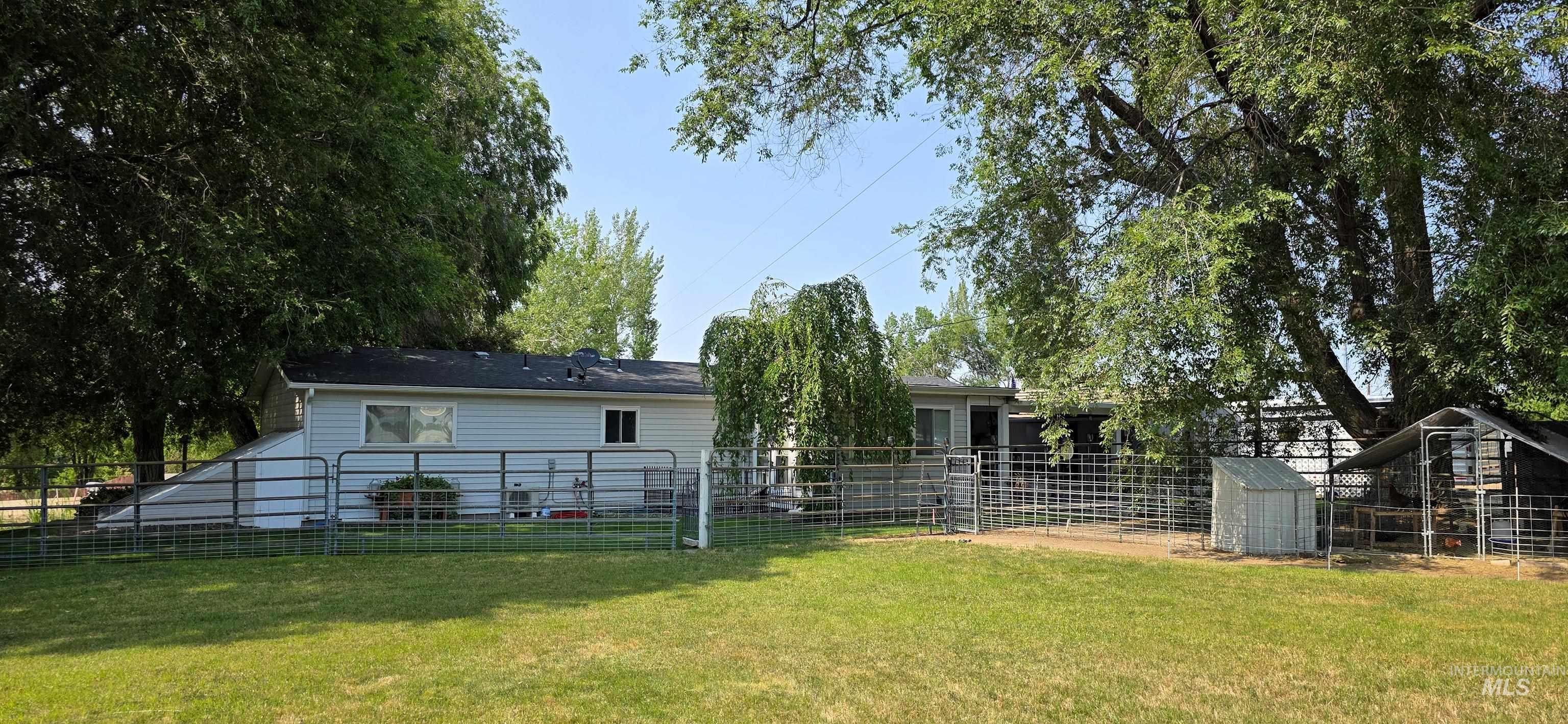 15831 Richway Dr, Caldwell, Idaho 83607, 3 Bedrooms, 2 Bathrooms, Residential For Sale, Price $420,000,MLS 98953037