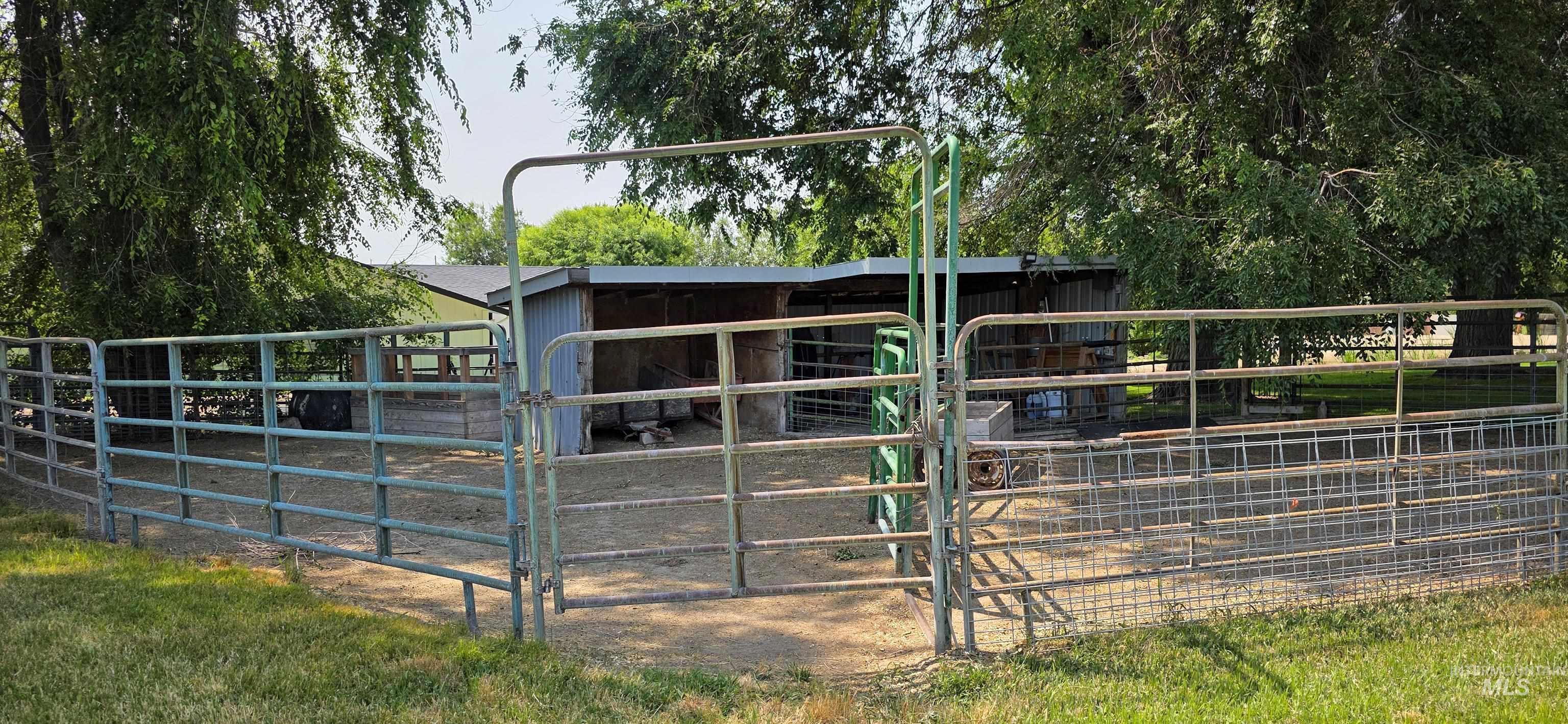 15831 Richway Dr, Caldwell, Idaho 83607, 3 Bedrooms, 2 Bathrooms, Residential For Sale, Price $420,000,MLS 98953037