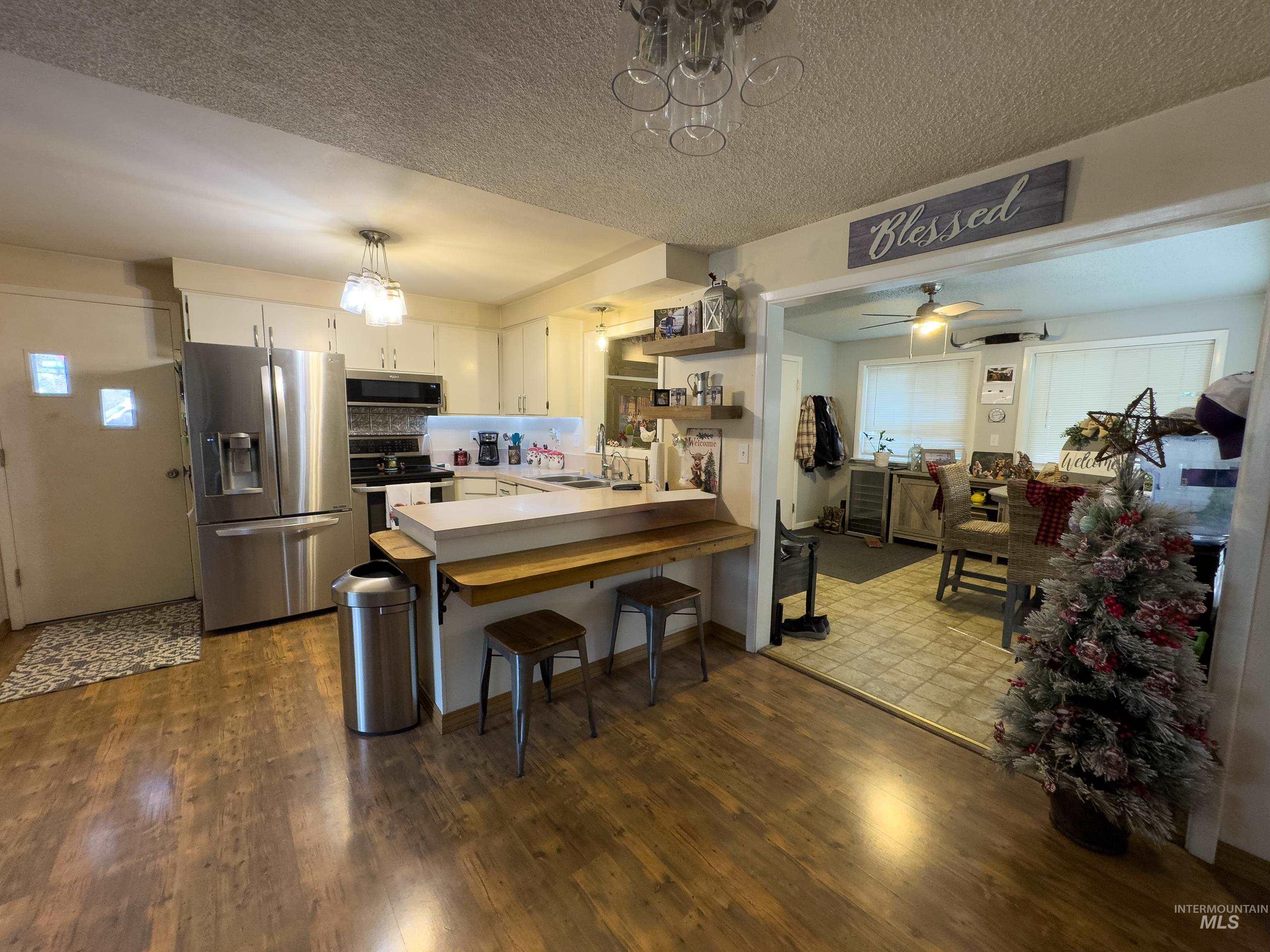 15831 Richway Dr, Caldwell, Idaho 83607, 3 Bedrooms, 2 Bathrooms, Residential For Sale, Price $420,000,MLS 98953037