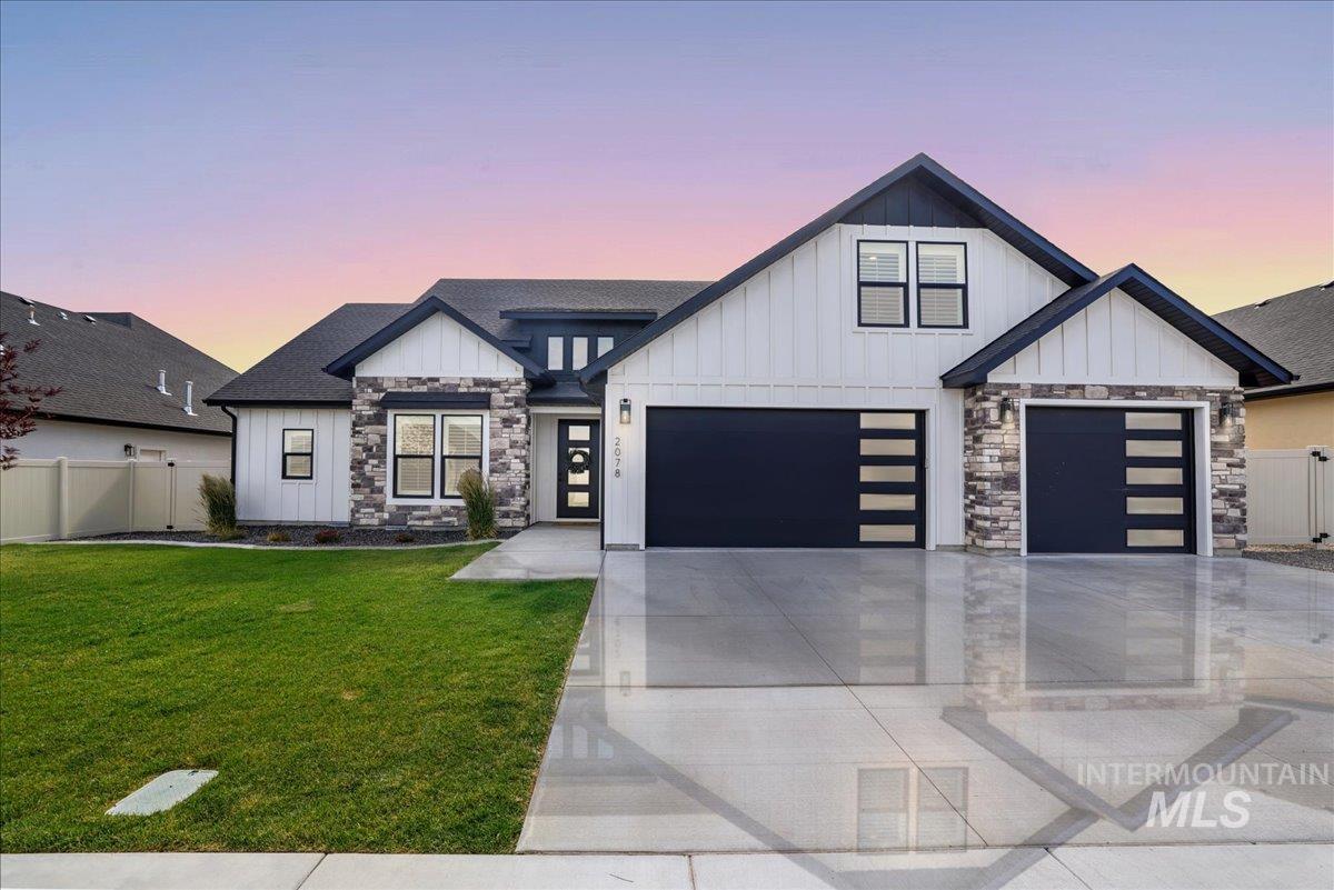 2078 Red Rock Way, Twin Falls, Idaho 83301, 5 Bedrooms, 3.5 Bathrooms, Residential For Sale, Price $649,900, 98953044