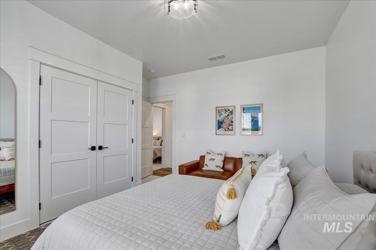 2078 Red Rock Way, Twin Falls, Idaho 83301, 5 Bedrooms, 3.5 Bathrooms, Residential For Sale, Price $699,000,MLS 98953044