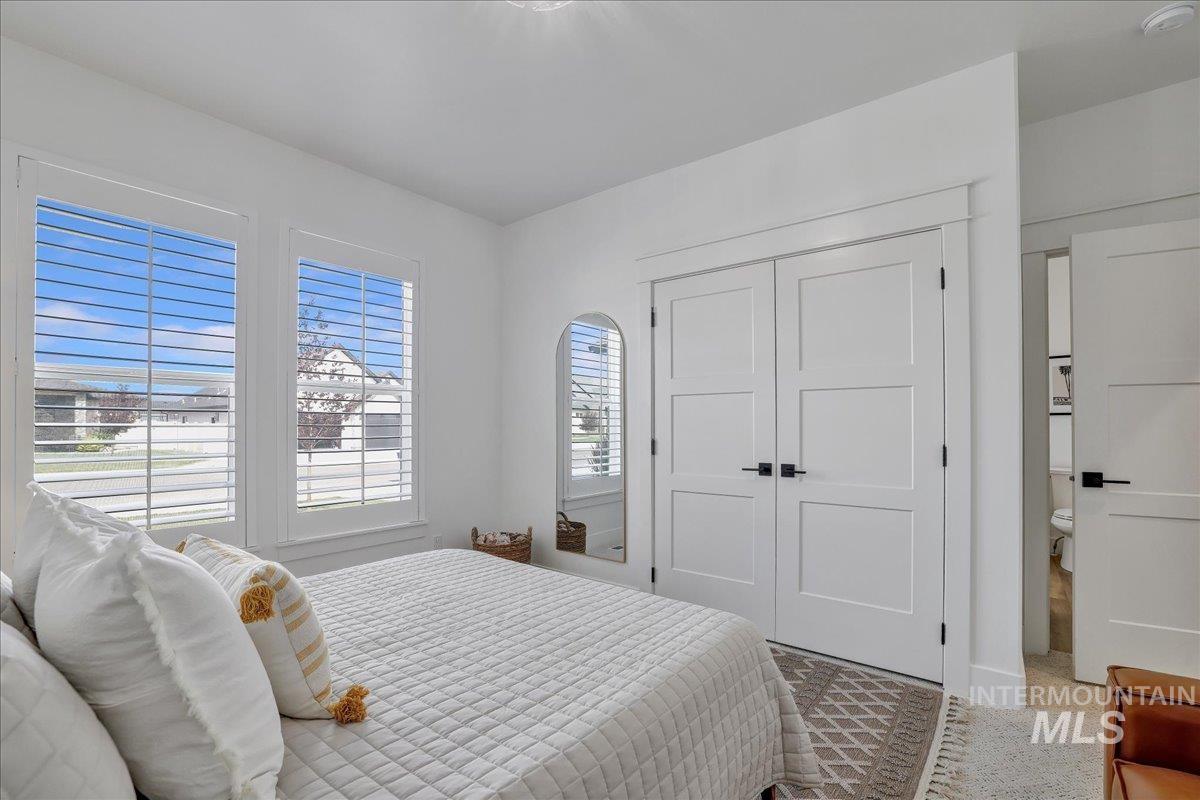 2078 Red Rock Way, Twin Falls, Idaho 83301, 5 Bedrooms, 3.5 Bathrooms, Residential For Sale, Price $699,000,MLS 98953044