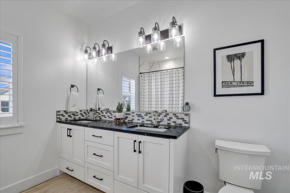 2078 Red Rock Way, Twin Falls, Idaho 83301, 5 Bedrooms, 3.5 Bathrooms, Residential For Sale, Price $699,000,MLS 98953044