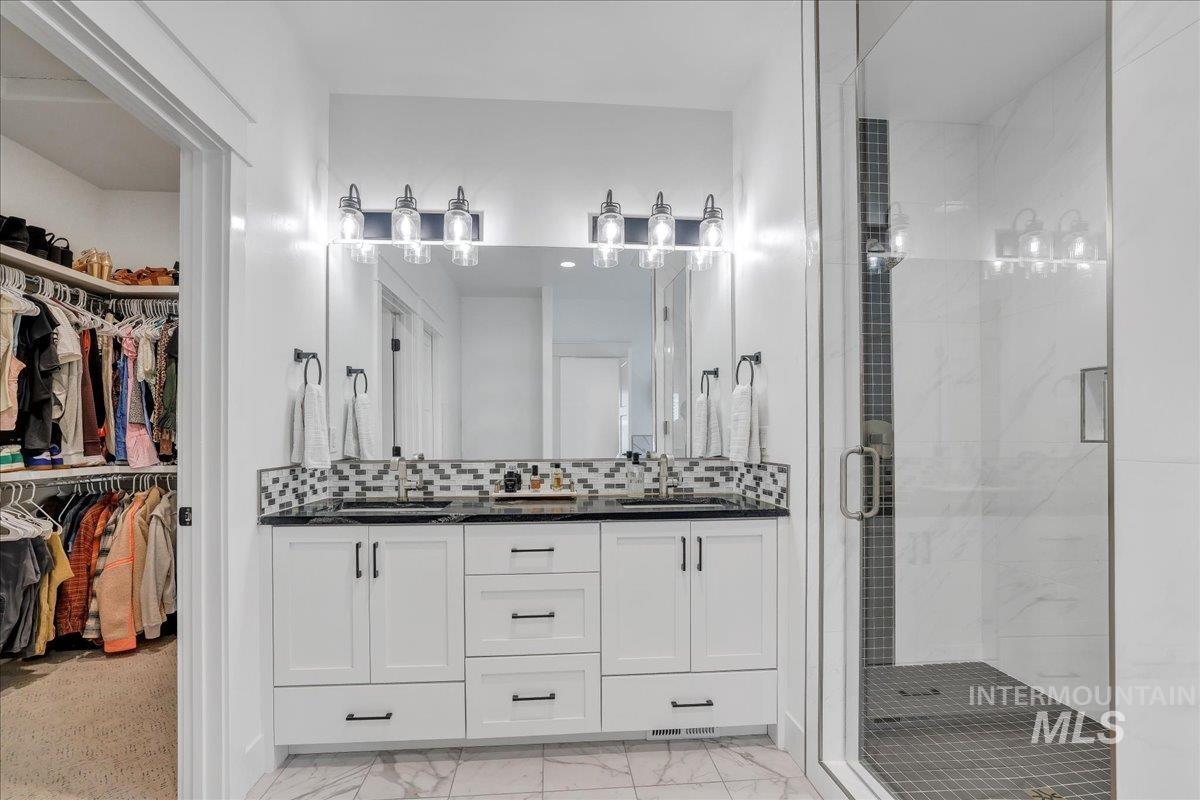 2078 Red Rock Way, Twin Falls, Idaho 83301, 5 Bedrooms, 3.5 Bathrooms, Residential For Sale, Price $699,000,MLS 98953044