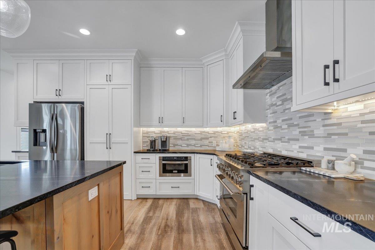 2078 Red Rock Way, Twin Falls, Idaho 83301, 5 Bedrooms, 3.5 Bathrooms, Residential For Sale, Price $699,000,MLS 98953044