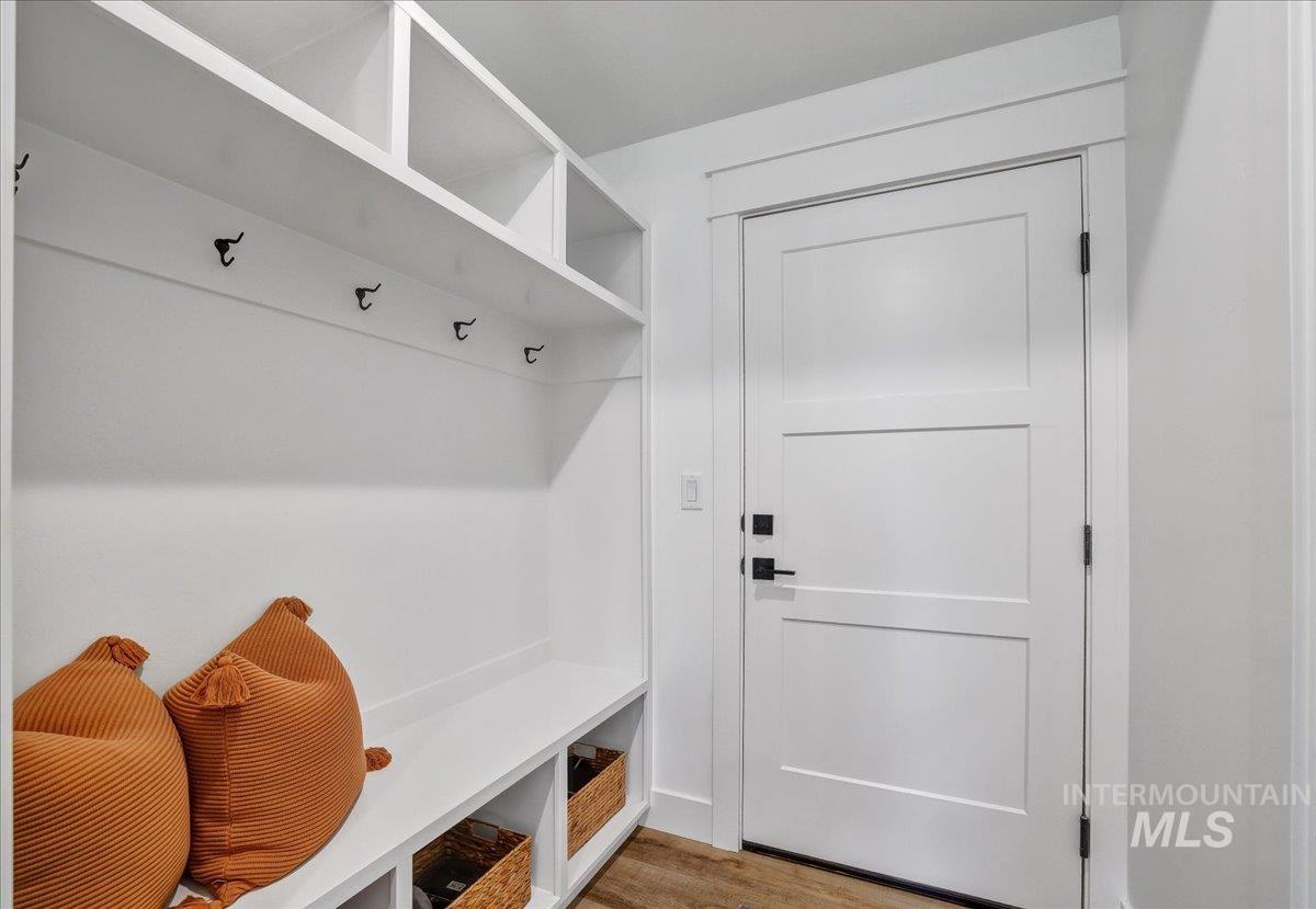 2078 Red Rock Way, Twin Falls, Idaho 83301, 5 Bedrooms, 3.5 Bathrooms, Residential For Sale, Price $699,000,MLS 98953044