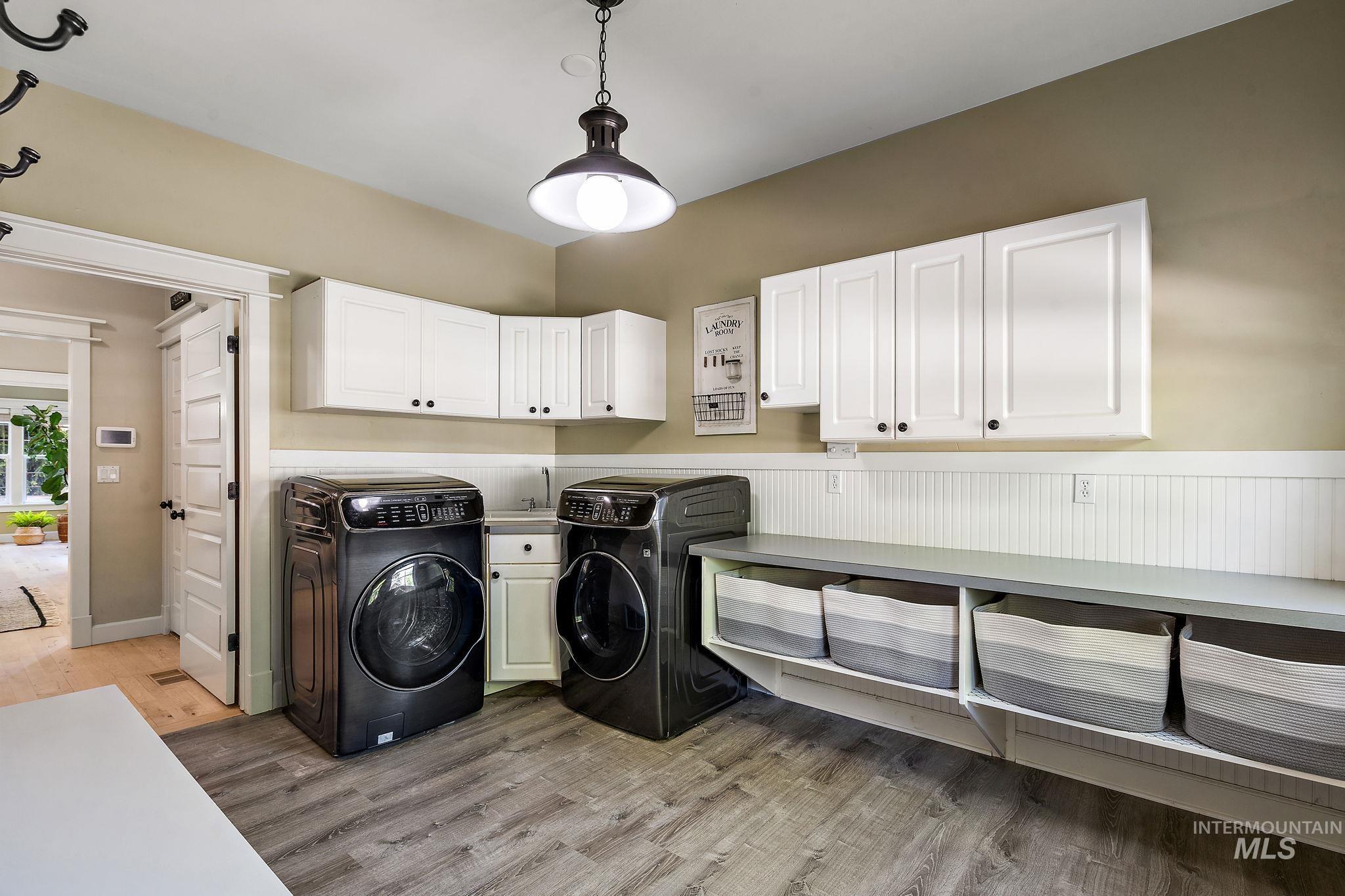 515 N Sierra View Dr, Eagle, Idaho 83616, 5 Bedrooms, 4.5 Bathrooms, Residential For Sale, Price $1,799,990,MLS 98953113