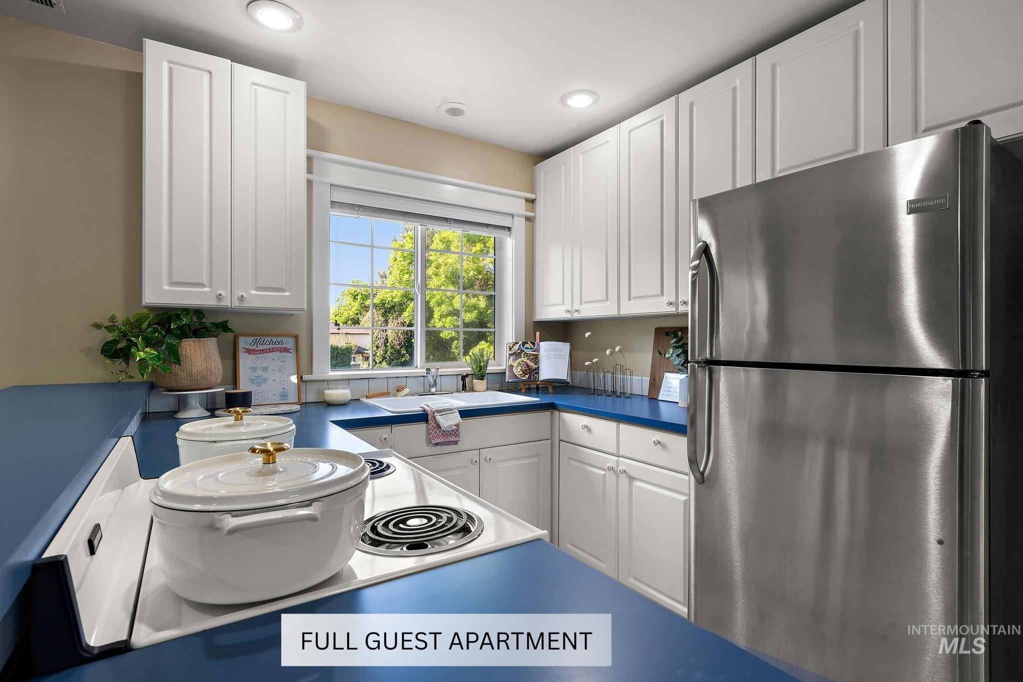 515 N Sierra View Dr, Eagle, Idaho 83616, 5 Bedrooms, 4.5 Bathrooms, Residential For Sale, Price $1,799,990,MLS 98953113