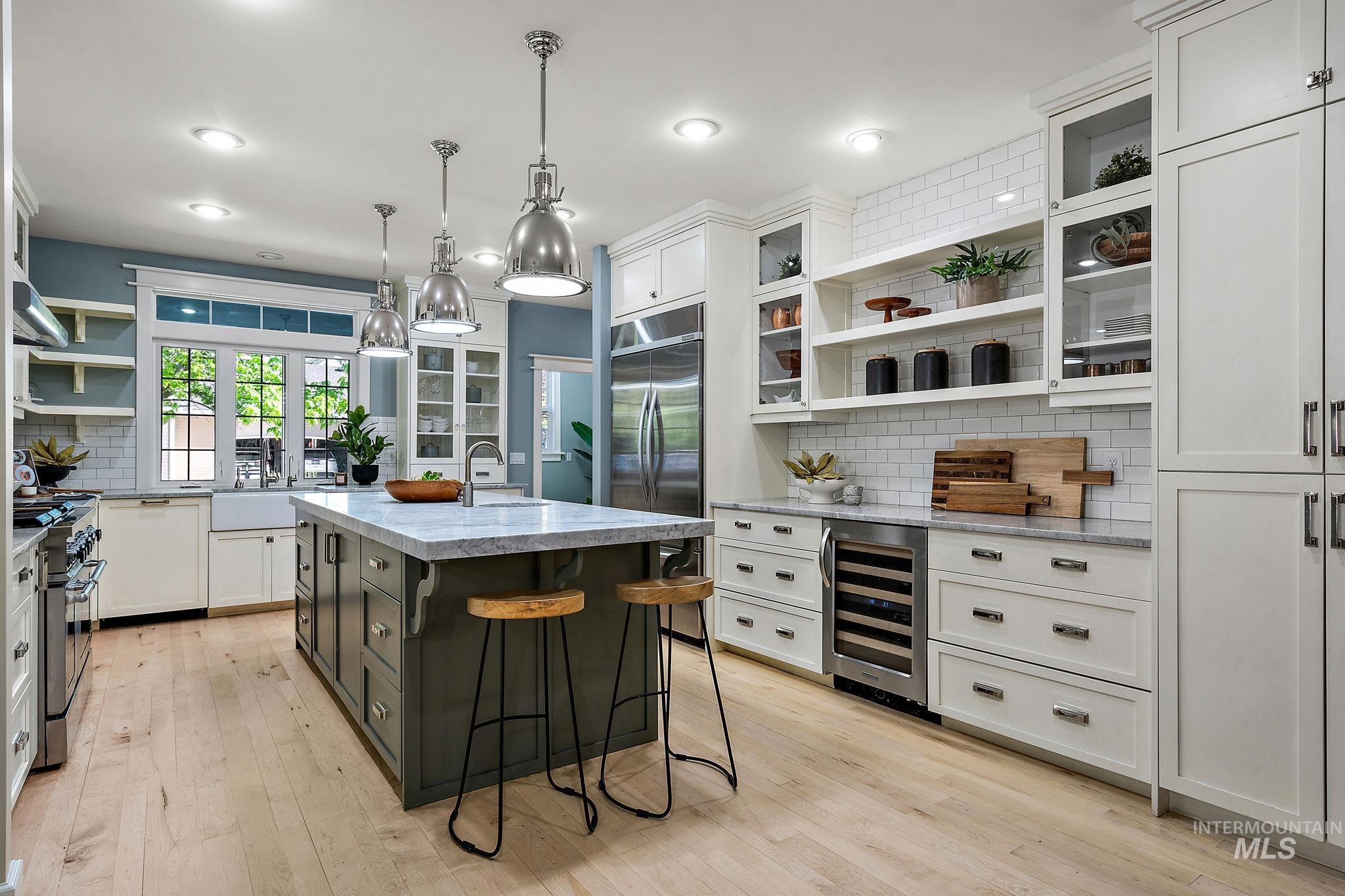 515 N Sierra View Dr, Eagle, Idaho 83616, 5 Bedrooms, 4.5 Bathrooms, Residential For Sale, Price $1,799,990,MLS 98953113