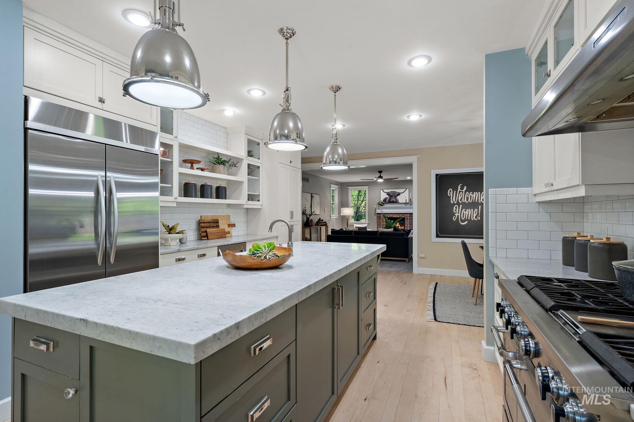 515 N Sierra View Dr, Eagle, Idaho 83616, 5 Bedrooms, 4.5 Bathrooms, Residential For Sale, Price $1,799,990,MLS 98953113