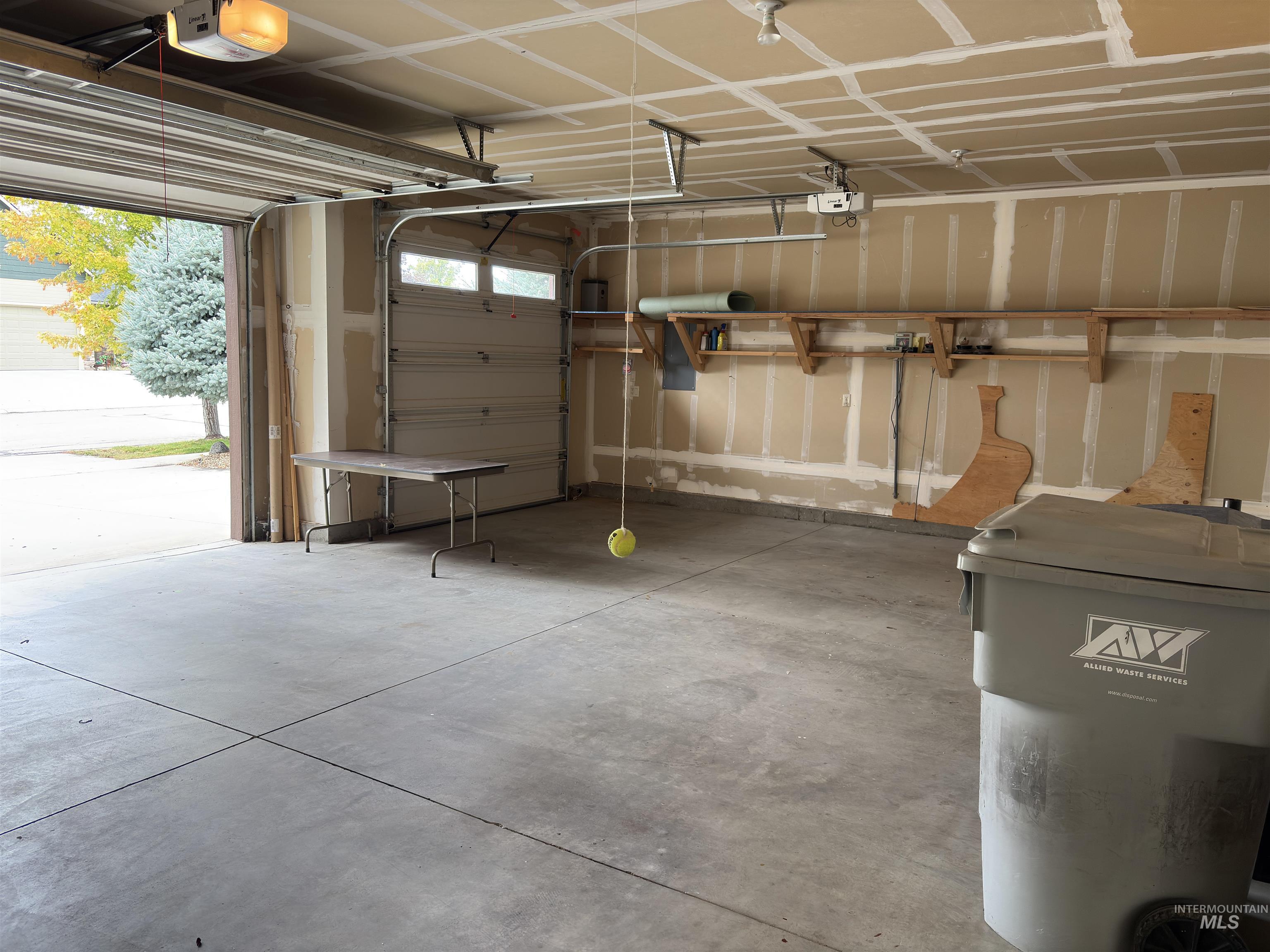 2310 W Herron Loop, Nampa, Idaho 83686, 3 Bedrooms, 2 Bathrooms, Residential For Sale, Price $474,900,MLS 98953130