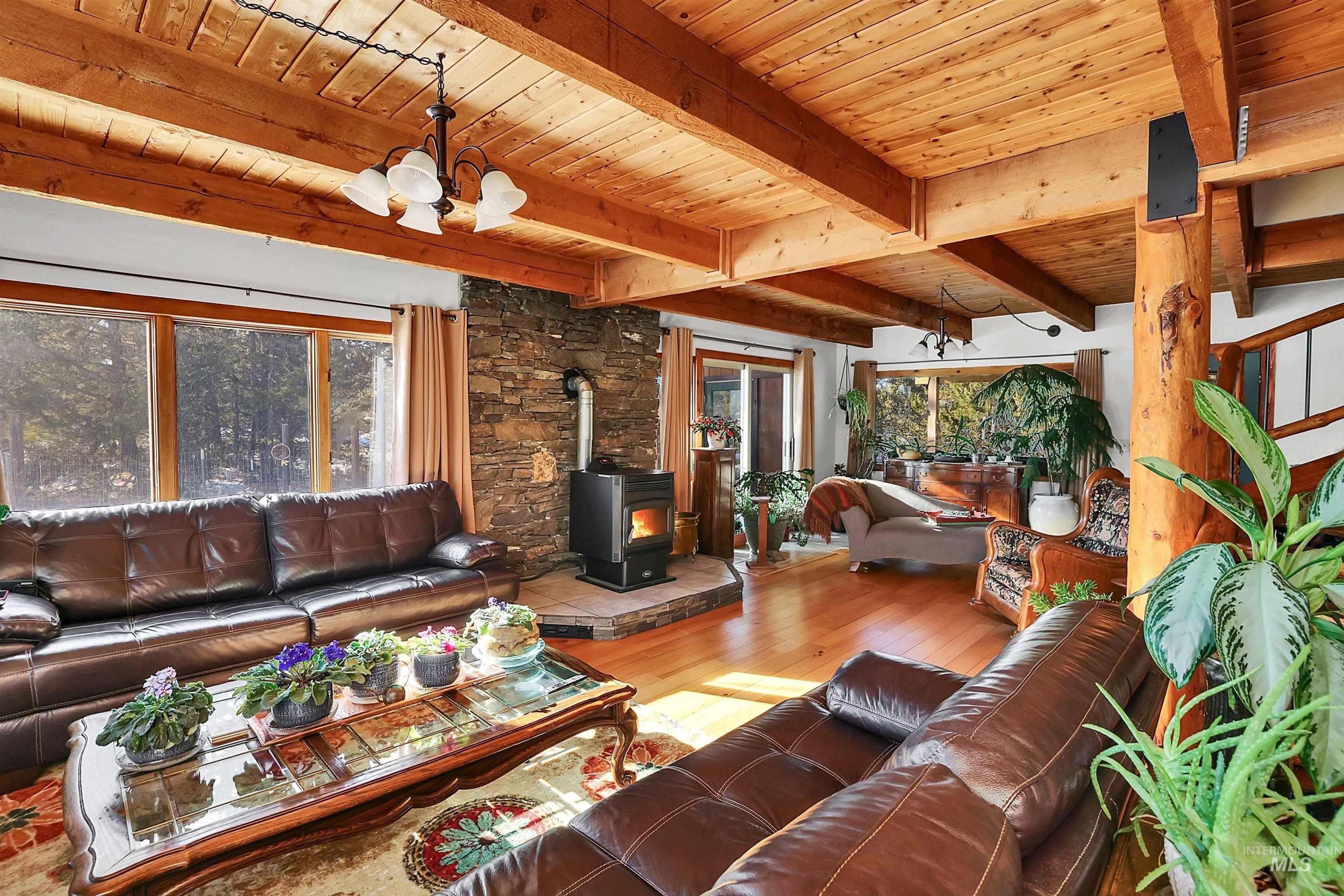 97 Coy Rd, McCall, Idaho 83638, 4 Bedrooms, 2.5 Bathrooms, Residential For Sale, Price $950,000,MLS 98953175