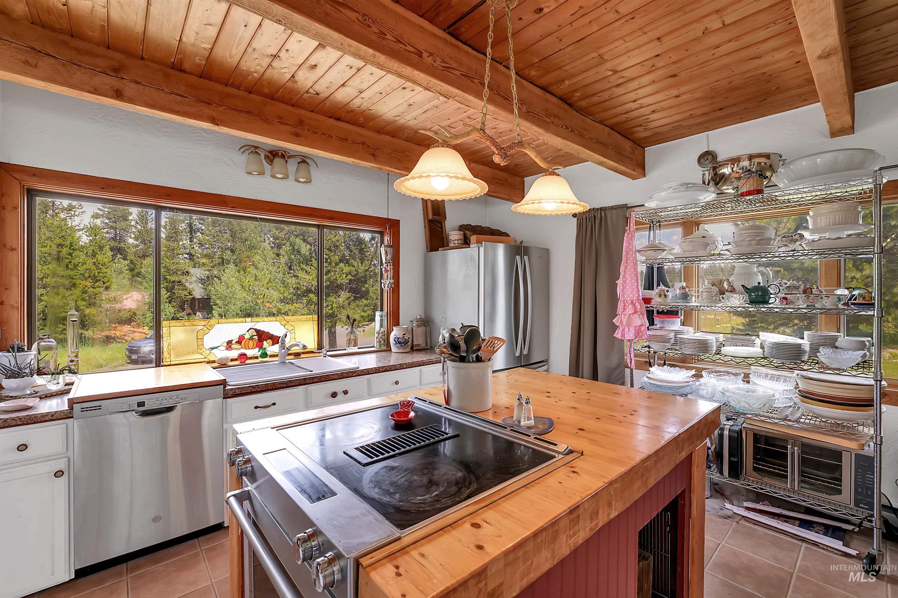 97 Coy Rd, McCall, Idaho 83638, 4 Bedrooms, 2.5 Bathrooms, Residential For Sale, Price $950,000,MLS 98953175