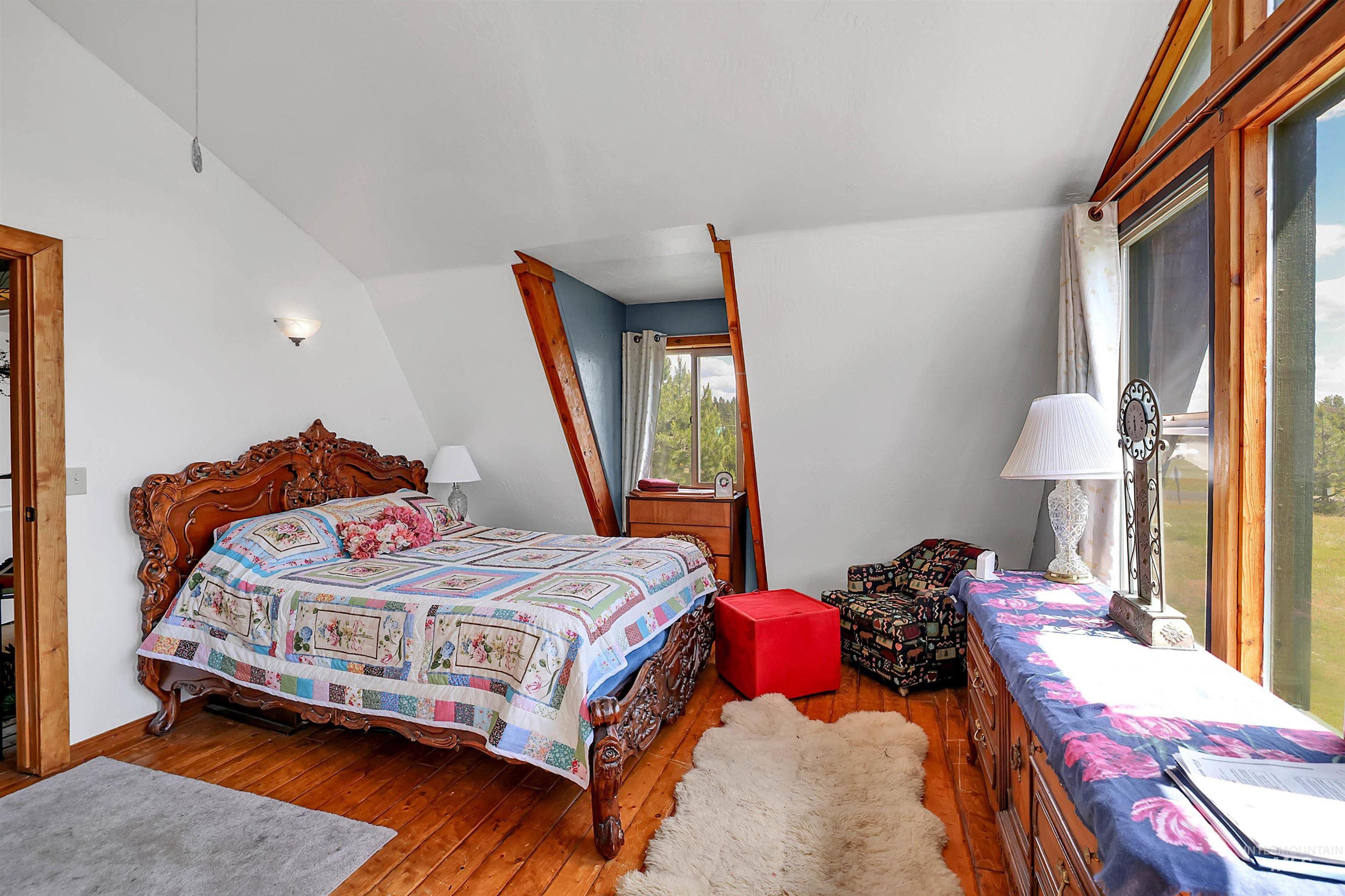 97 Coy Rd, McCall, Idaho 83638, 4 Bedrooms, 2.5 Bathrooms, Residential For Sale, Price $950,000,MLS 98953175