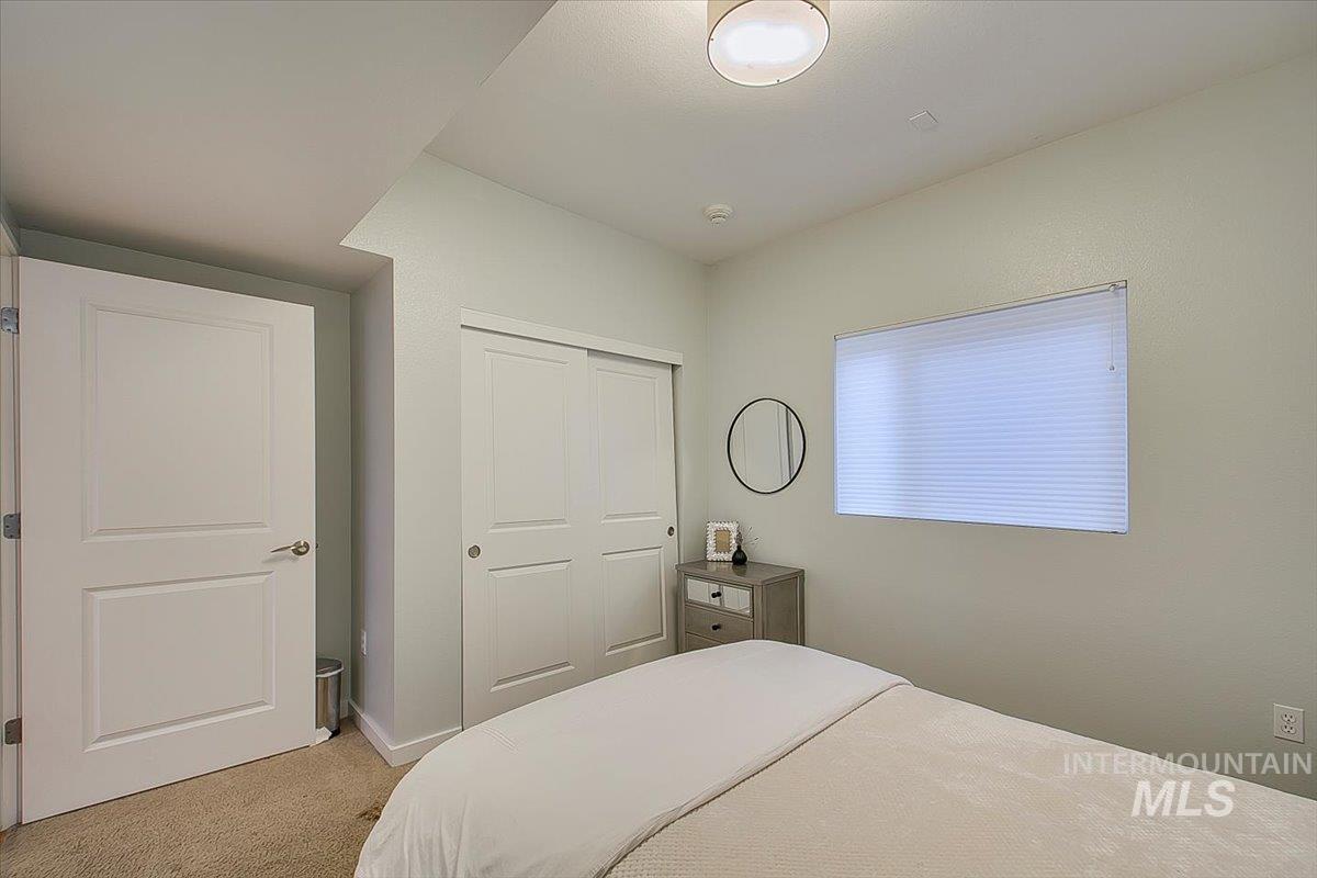 1463 W Grand Ave, Boise, Idaho 83702, 2 Bedrooms, 1 Bathroom, Residential For Sale, Price $399,900,MLS 98953349