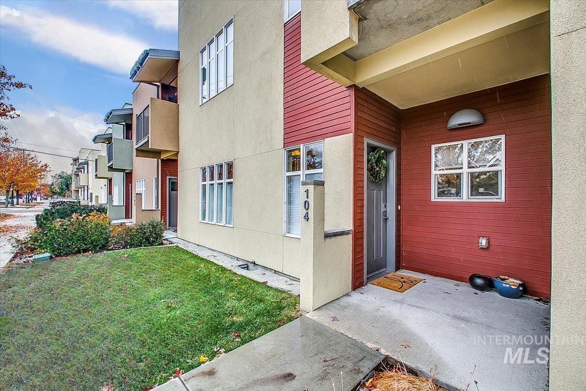 1463 W Grand Ave #104, Boise, Idaho 83702, 2 Bedrooms, 1 Bathroom, Residential Income For Sale, Price $399,900,MLS 98953351