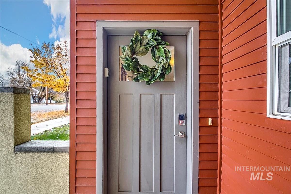 1463 W Grand Ave #104, Boise, Idaho 83702, 2 Bedrooms, 1 Bathroom, Residential Income For Sale, Price $399,900,MLS 98953351