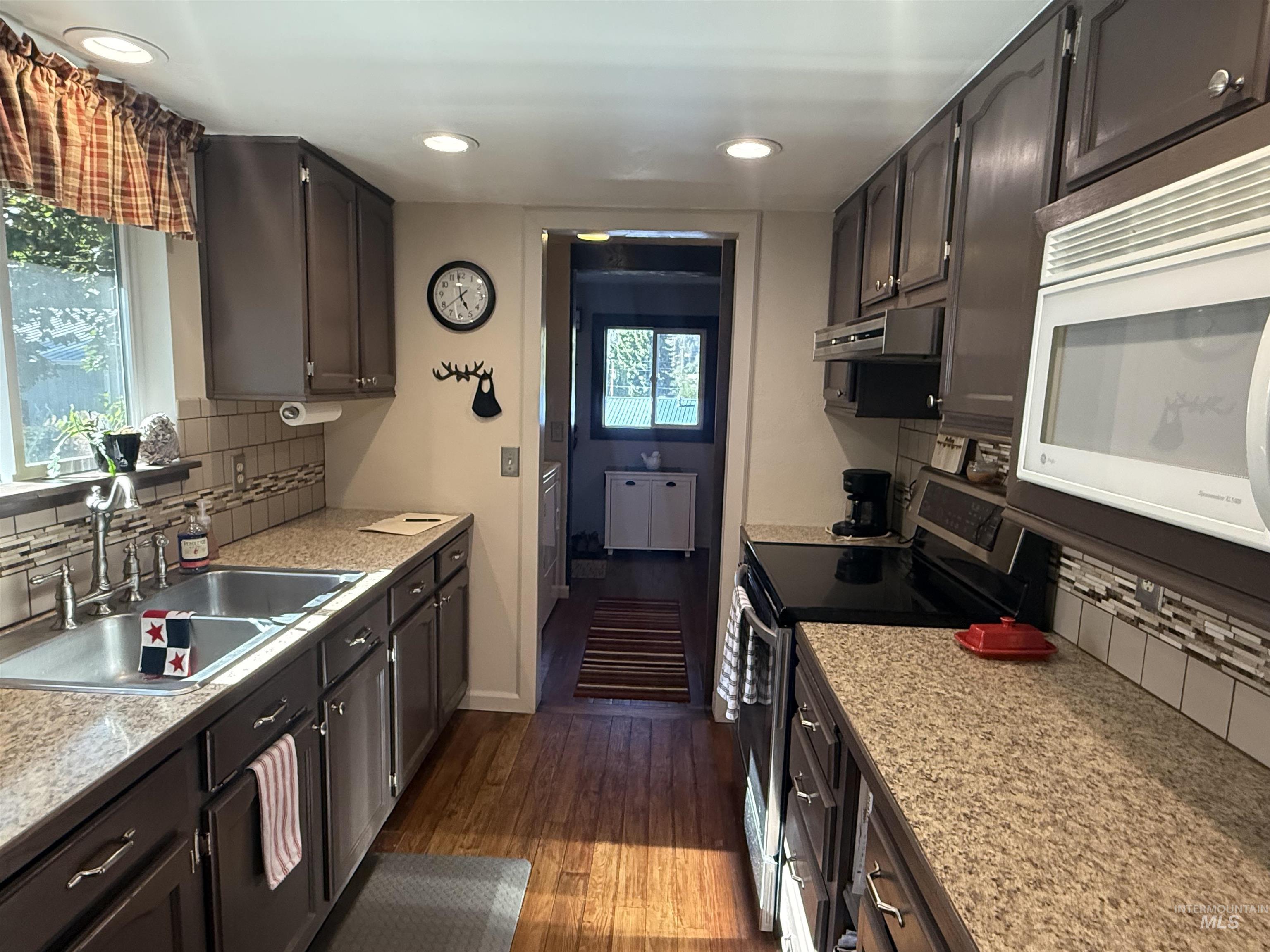 403 138th, Orofino, Idaho 83544, 4 Bedrooms, 2 Bathrooms, Residential For Sale, Price $359,900,MLS 98953377