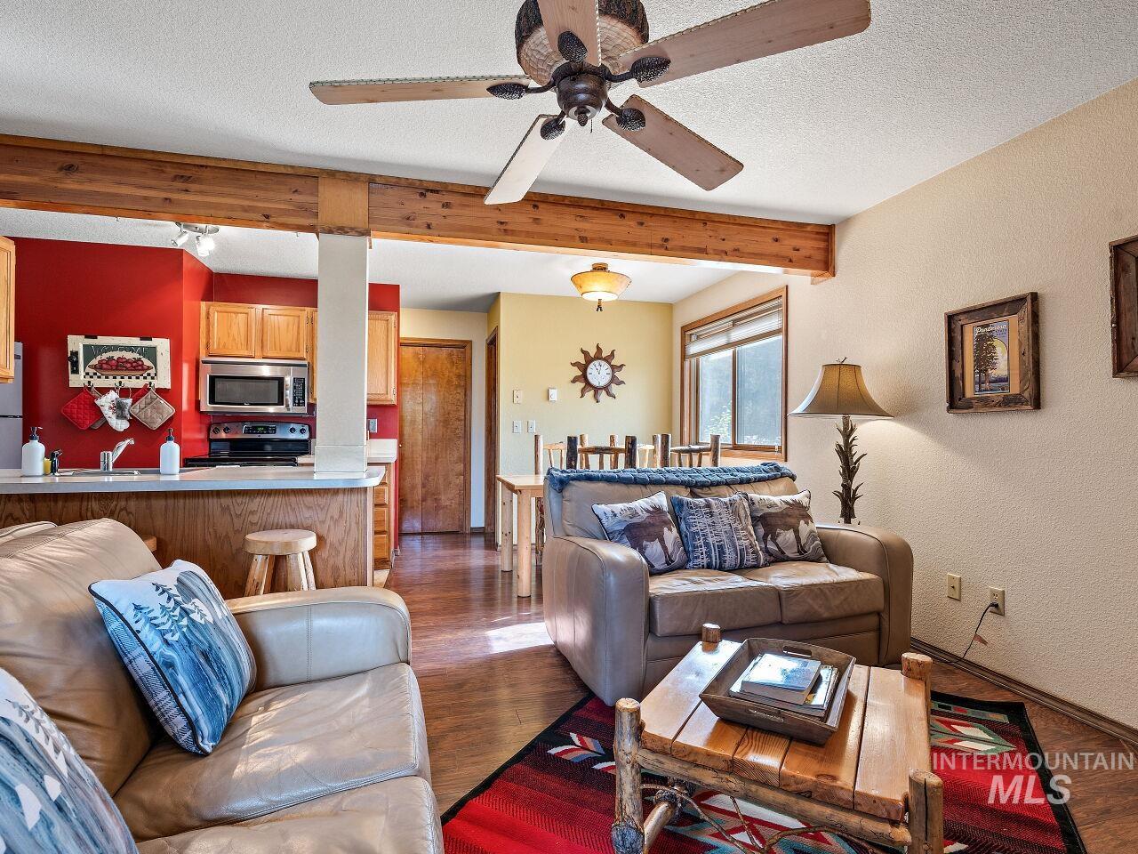 601 Hemlock St., McCall, Idaho 83638, 2 Bedrooms, 1 Bathroom, Residential For Sale, Price $425,000,MLS 98953407