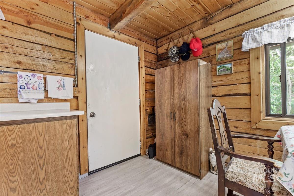 117 Alder Dr, Lowman, Idaho 83637, 4 Bedrooms, 2 Bathrooms, Residential For Sale, Price $575,000,MLS 98953414