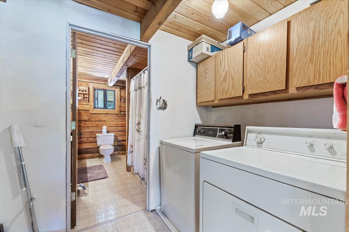 117 Alder Dr, Lowman, Idaho 83637, 4 Bedrooms, 2 Bathrooms, Residential For Sale, Price $575,000, 98953414