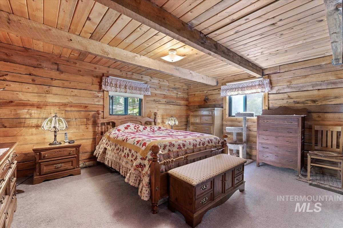 117 Alder Dr, Lowman, Idaho 83637, 4 Bedrooms, 2 Bathrooms, Residential For Sale, Price $575,000, 98953414