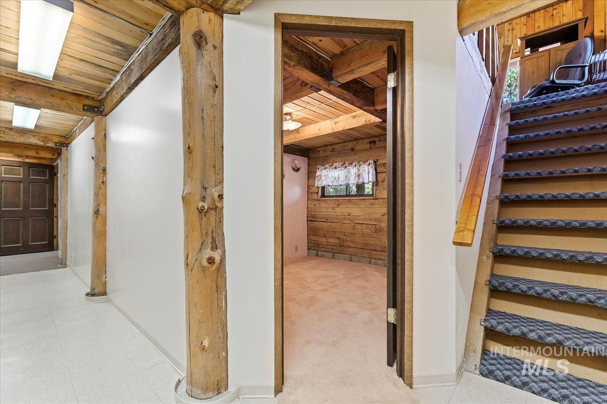 117 Alder Dr, Lowman, Idaho 83637, 4 Bedrooms, 2 Bathrooms, Residential For Sale, Price $575,000,MLS 98953414