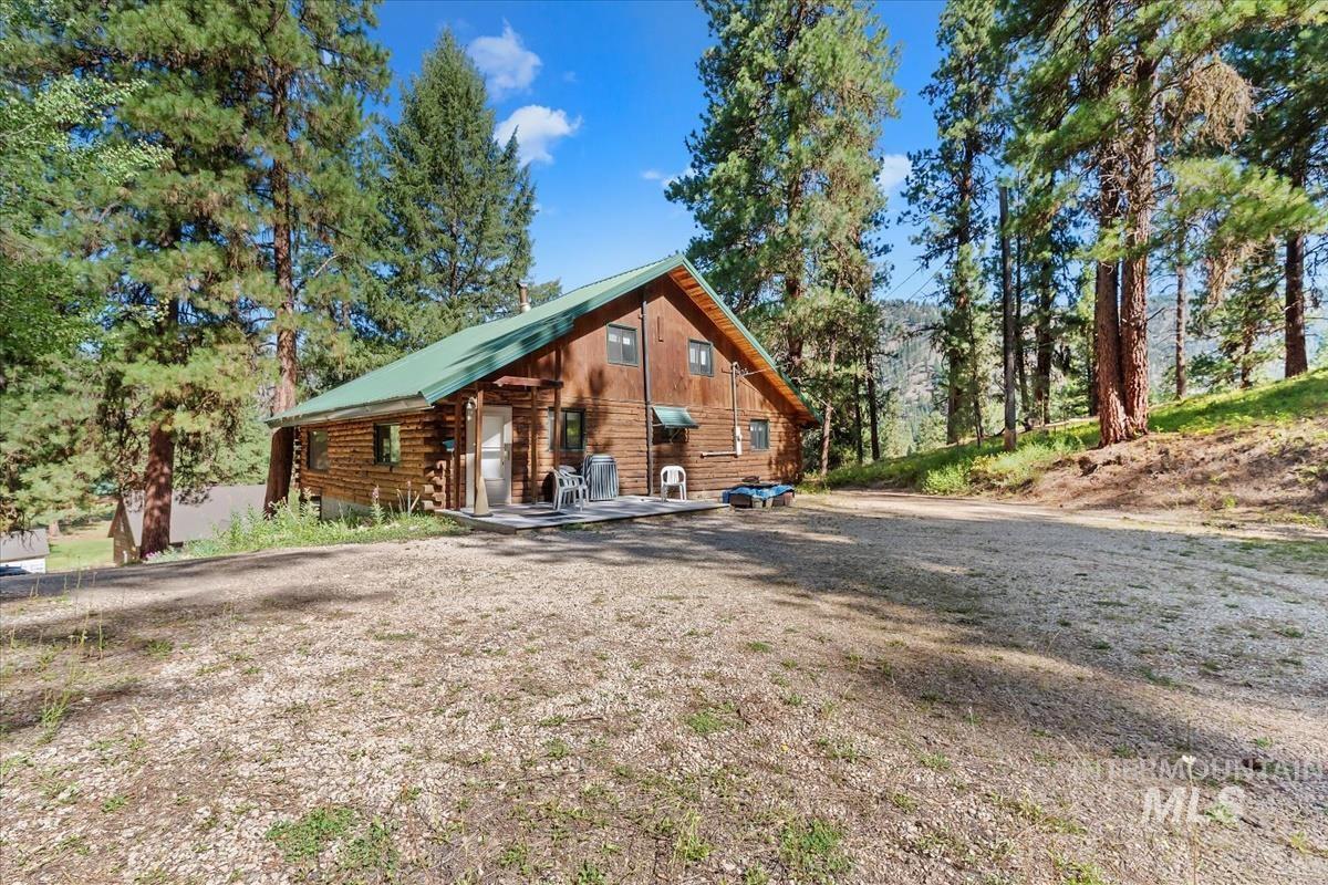 117 Alder Dr, Lowman, Idaho 83637, 4 Bedrooms, 2 Bathrooms, Residential For Sale, Price $575,000,MLS 98953414