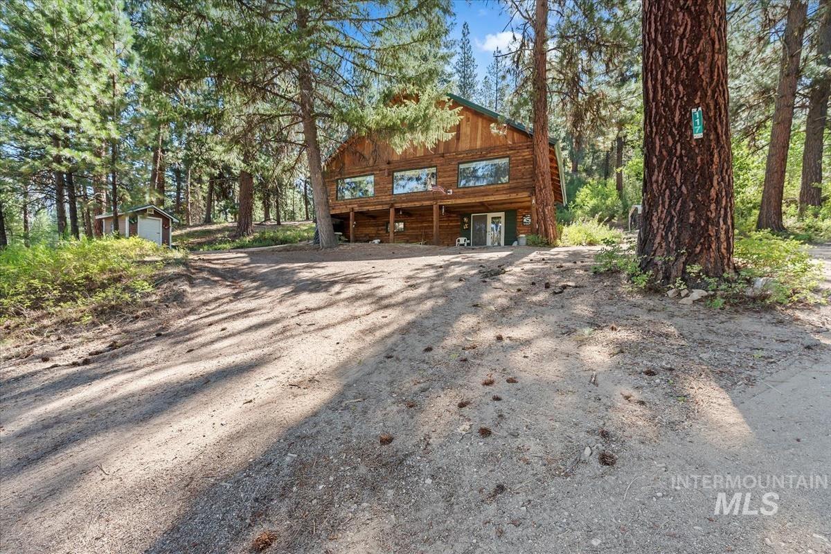 117 Alder Dr, Lowman, Idaho 83637, 4 Bedrooms, 2 Bathrooms, Residential For Sale, Price $575,000, 98953414