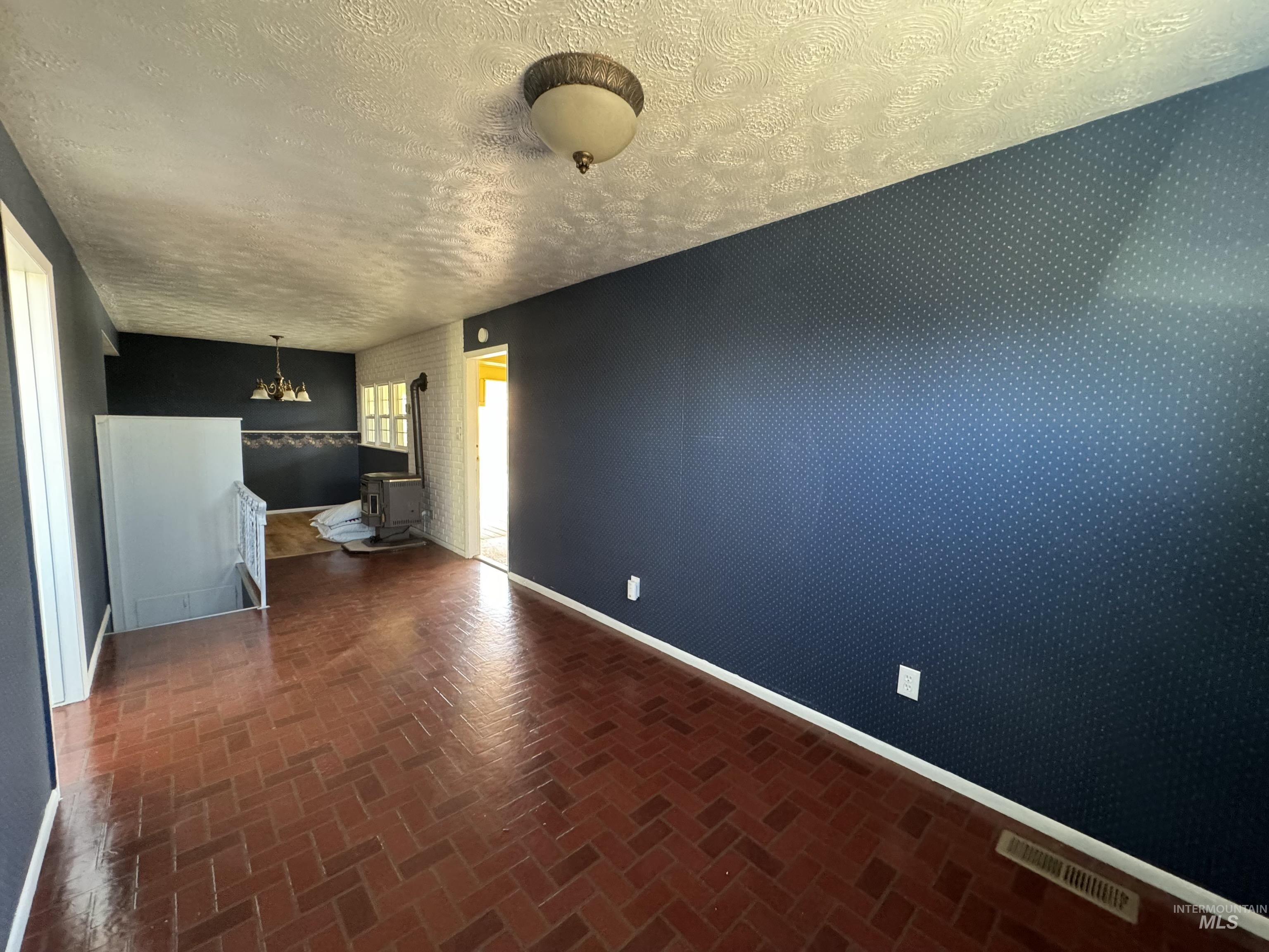 729 Morgan Ave, Ontario, Oregon 97914, 5 Bedrooms, 3 Bathrooms, Residential For Sale, Price $674,900, 98953445