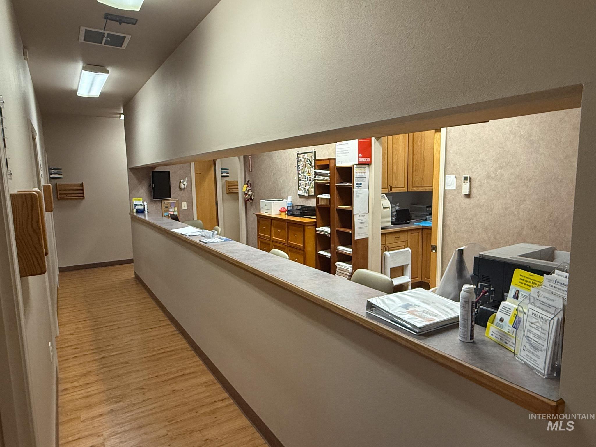 811 NW 12th St, Fruitland, Idaho 83619, 10 Rooms, Business/Commercial For Sale, Price $55,200,MLS 98953449