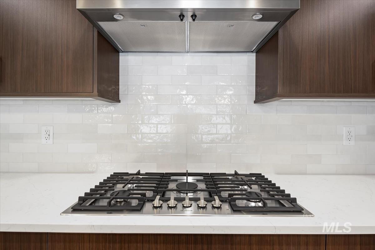 6227 S Corsican, Meridian, Idaho 83642, 3 Bedrooms, 2 Bathrooms, Residential For Sale, Price $649,900,MLS 98953472