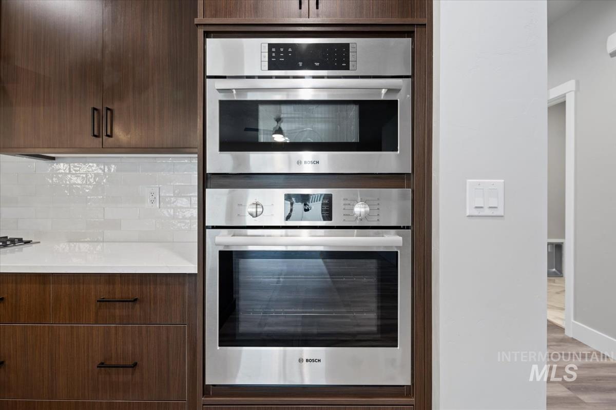 6227 S Corsican, Meridian, Idaho 83642, 3 Bedrooms, 2 Bathrooms, Residential For Sale, Price $649,900,MLS 98953472