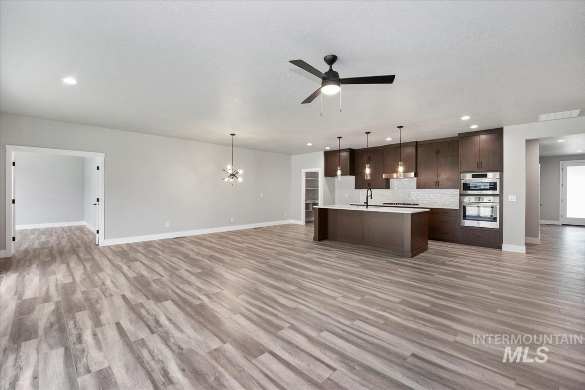 6227 S Corsican, Meridian, Idaho 83642, 3 Bedrooms, 2 Bathrooms, Residential For Sale, Price $649,900,MLS 98953472