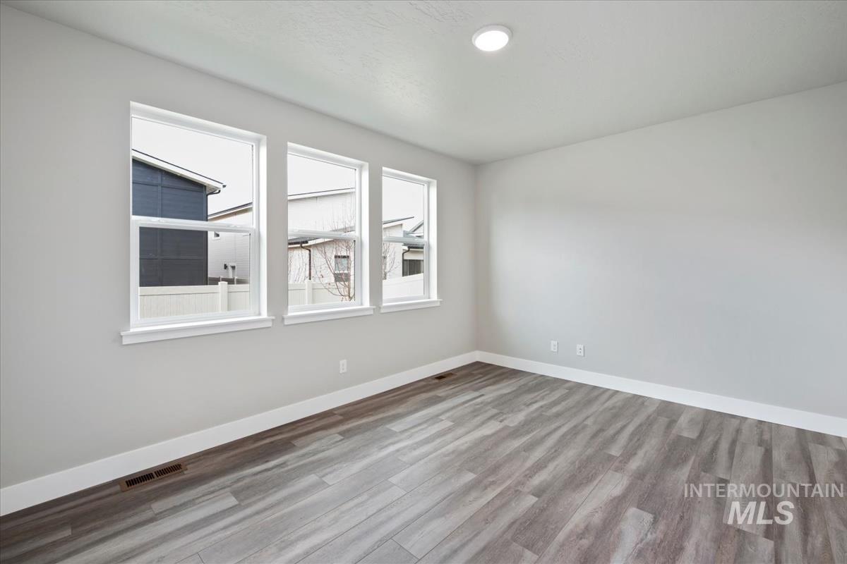 6227 S Corsican, Meridian, Idaho 83642, 3 Bedrooms, 2 Bathrooms, Residential For Sale, Price $649,900,MLS 98953472