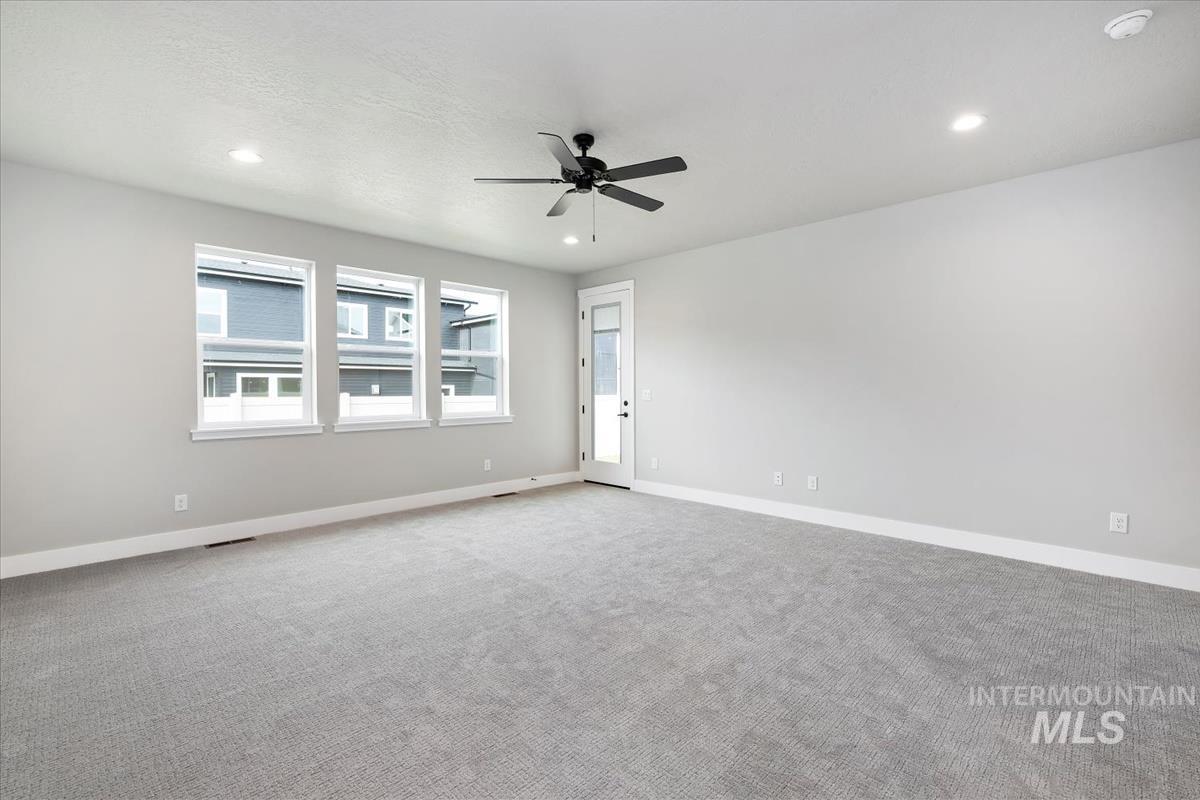 6227 S Corsican, Meridian, Idaho 83642, 3 Bedrooms, 2 Bathrooms, Residential For Sale, Price $649,900,MLS 98953472