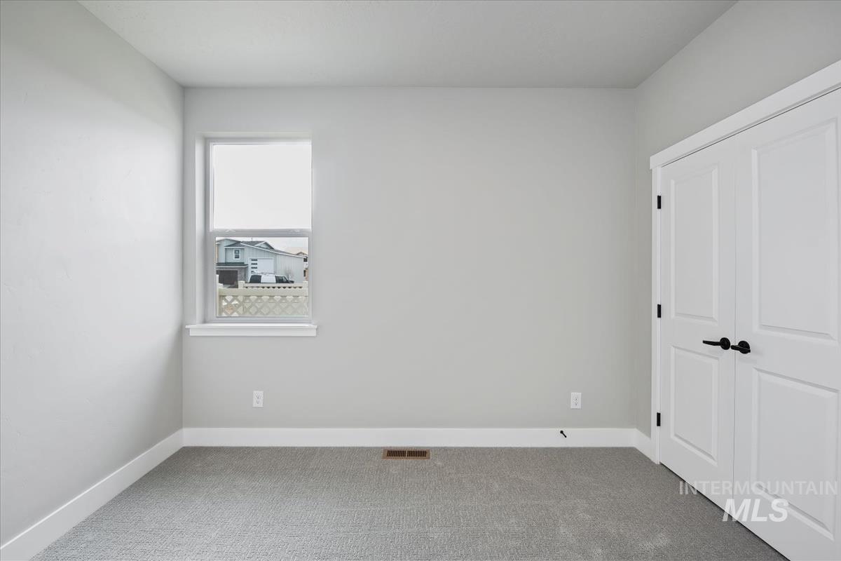 6227 S Corsican, Meridian, Idaho 83642, 3 Bedrooms, 2 Bathrooms, Residential For Sale, Price $649,900,MLS 98953472