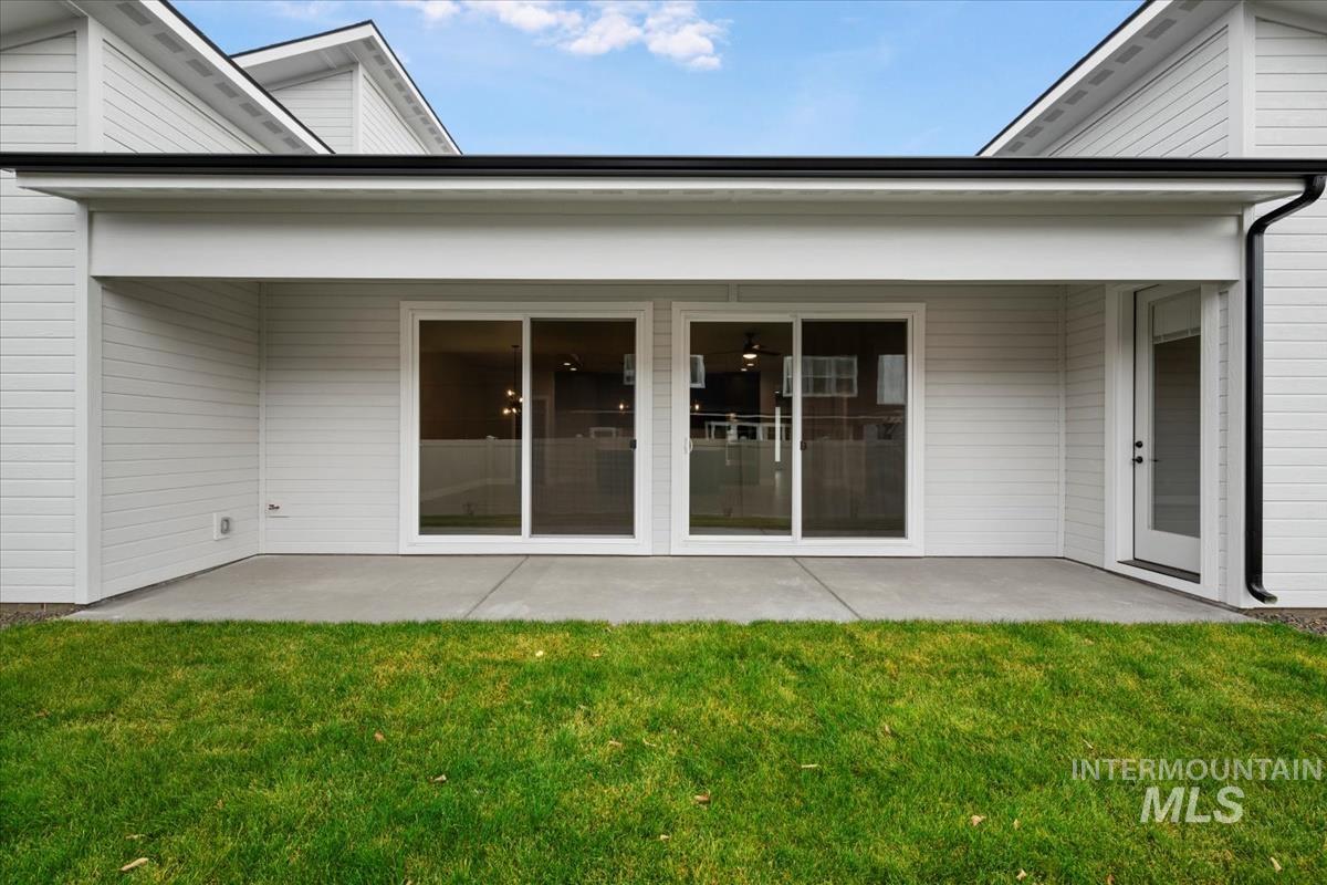 6227 S Corsican, Meridian, Idaho 83642, 3 Bedrooms, 2 Bathrooms, Residential For Sale, Price $649,900,MLS 98953472