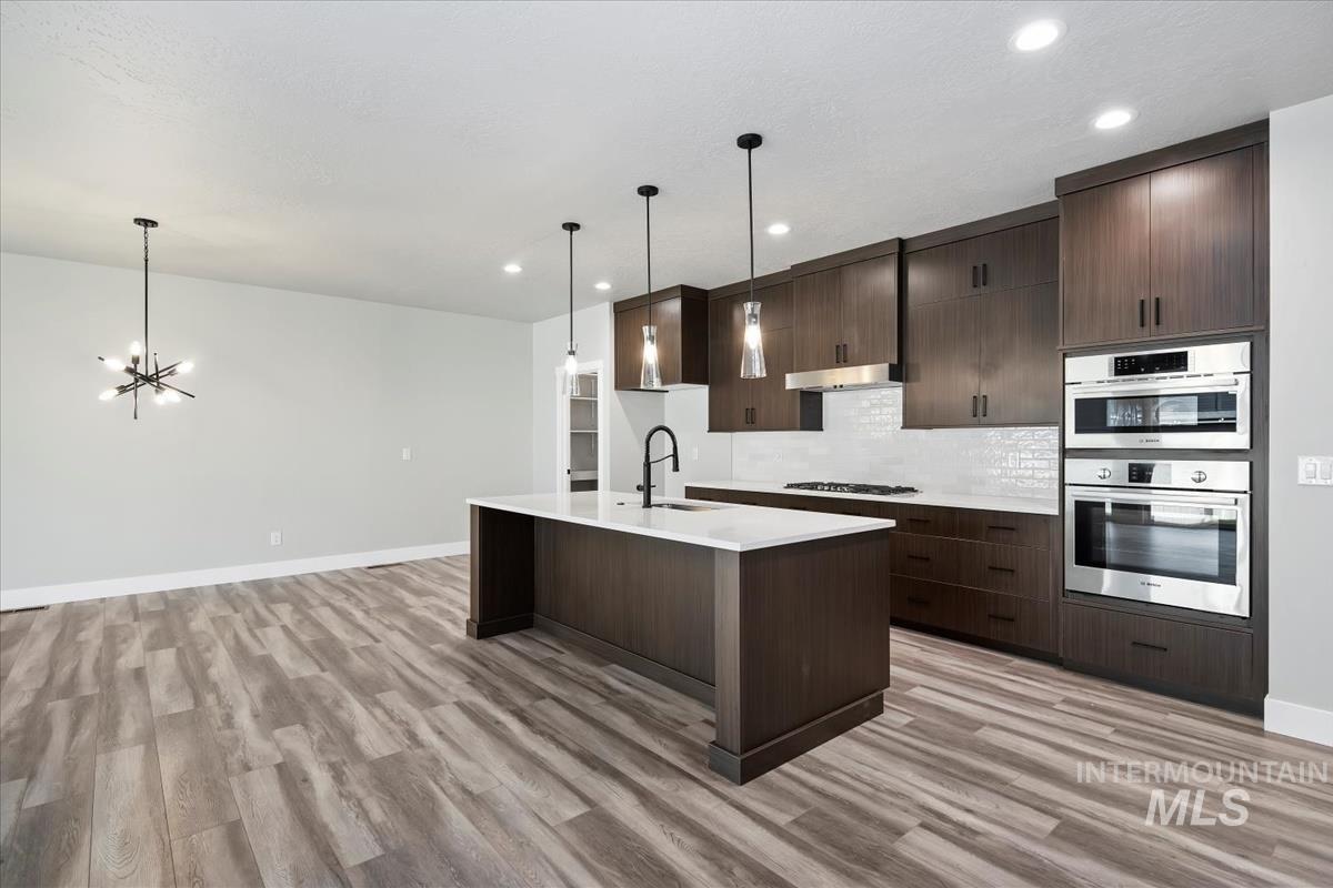 6227 S Corsican, Meridian, Idaho 83642, 3 Bedrooms, 2 Bathrooms, Residential For Sale, Price $649,900,MLS 98953472