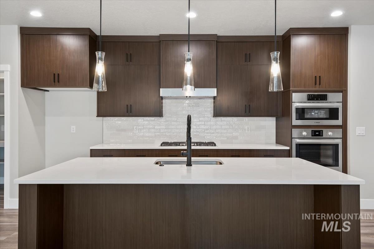 6227 S Corsican, Meridian, Idaho 83642, 3 Bedrooms, 2 Bathrooms, Residential For Sale, Price $649,900,MLS 98953472