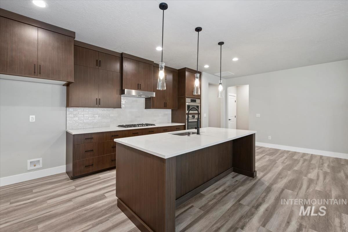 6227 S Corsican, Meridian, Idaho 83642, 3 Bedrooms, 2 Bathrooms, Residential For Sale, Price $649,900,MLS 98953472