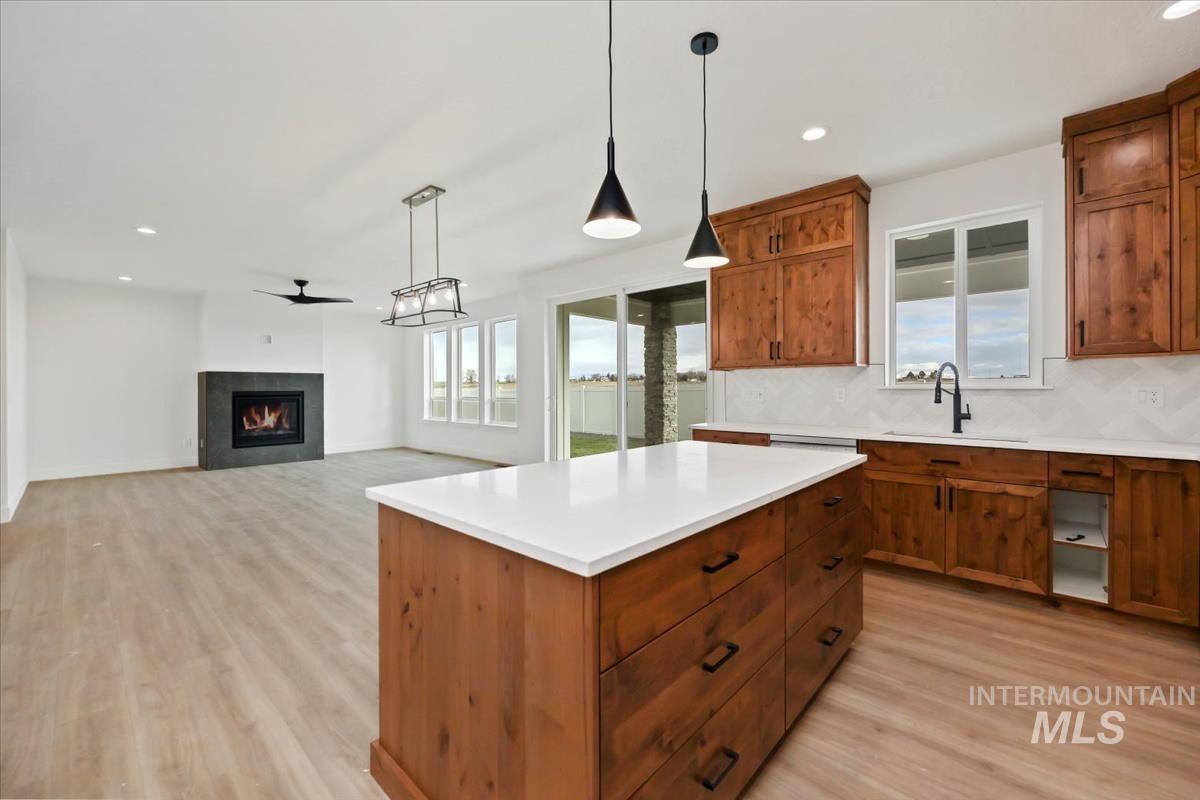 2702 W Gidran, Meridian, Idaho 83642, 5 Bedrooms, 2.5 Bathrooms, Residential For Sale, Price $679,900,MLS 98953475