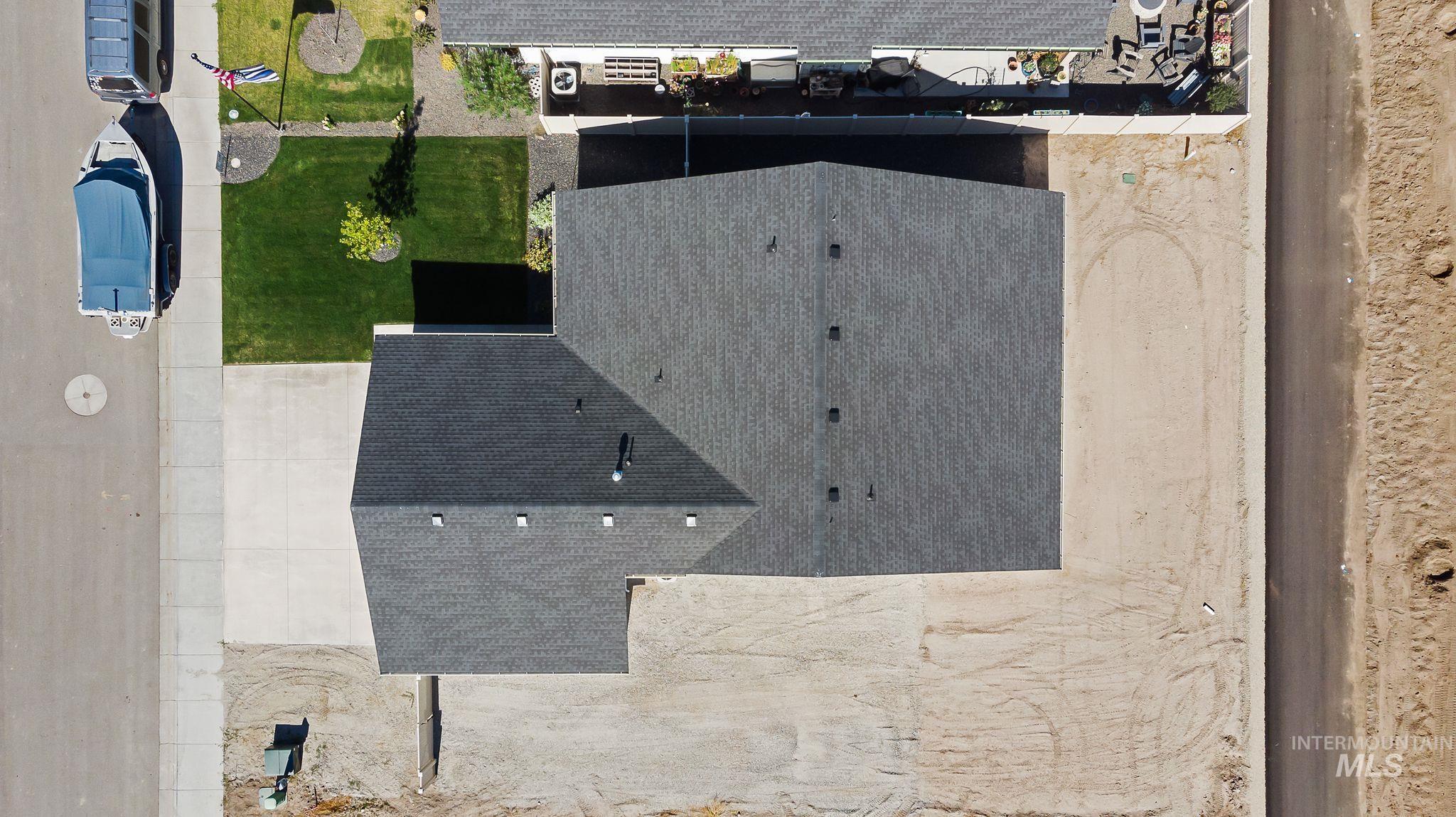 1440 Castle Way, Emmett, Idaho 83617-0000, 3 Bedrooms, 2 Bathrooms, Residential For Sale, Price $434,000,MLS 98953522