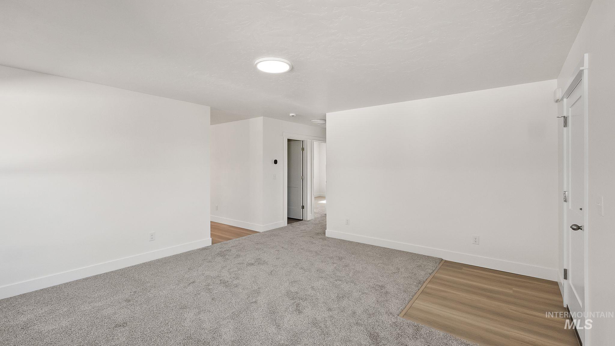 1440 Castle Way, Emmett, Idaho 83617-0000, 3 Bedrooms, 2 Bathrooms, Residential For Sale, Price $434,000,MLS 98953522