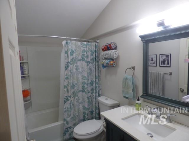 2710 Scenic Hills Drive, Clarkston, Washington 99403, 3 Bedrooms, 2 Bathrooms, Residential For Sale, Price $450,000, 98953530