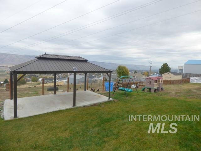 2710 Scenic Hills Drive, Clarkston, Washington 99403, 3 Bedrooms, 2 Bathrooms, Residential For Sale, Price $450,000, 98953530