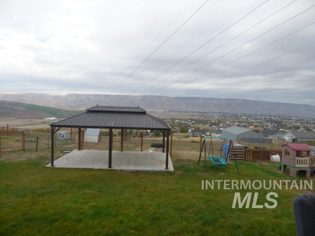 2710 Scenic Hills Drive, Clarkston, Washington 99403, 3 Bedrooms, 2 Bathrooms, Residential For Sale, Price $450,000, 98953530